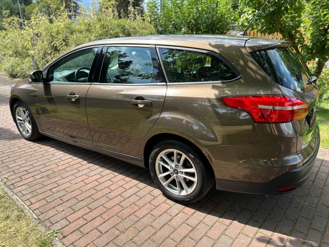Ford Focus foto 21