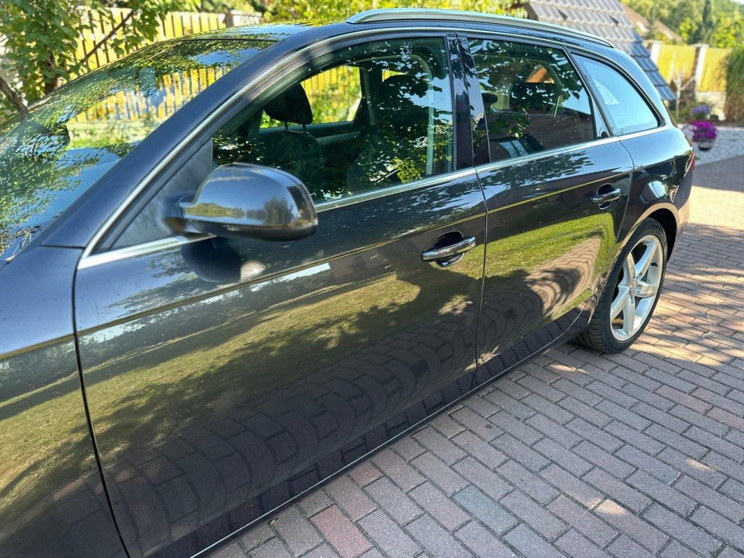 Audi A4 foto 2