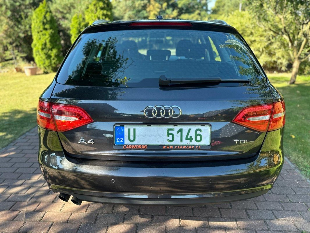 Audi A4 foto 26