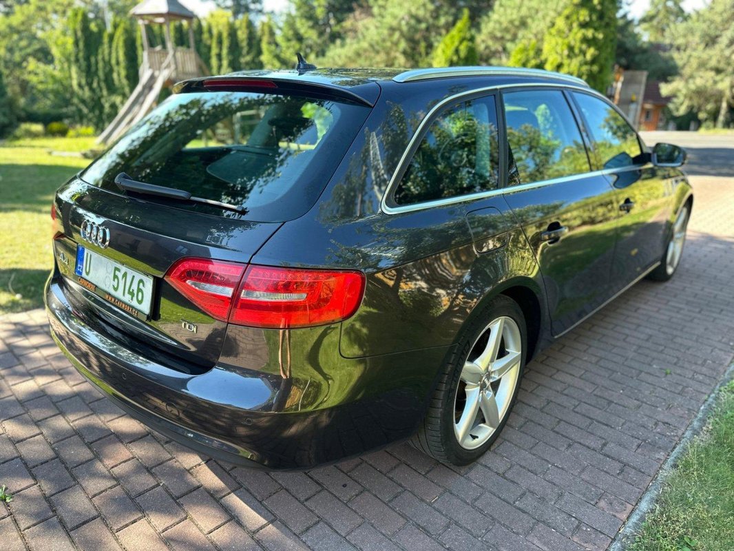 Audi A4 foto 27