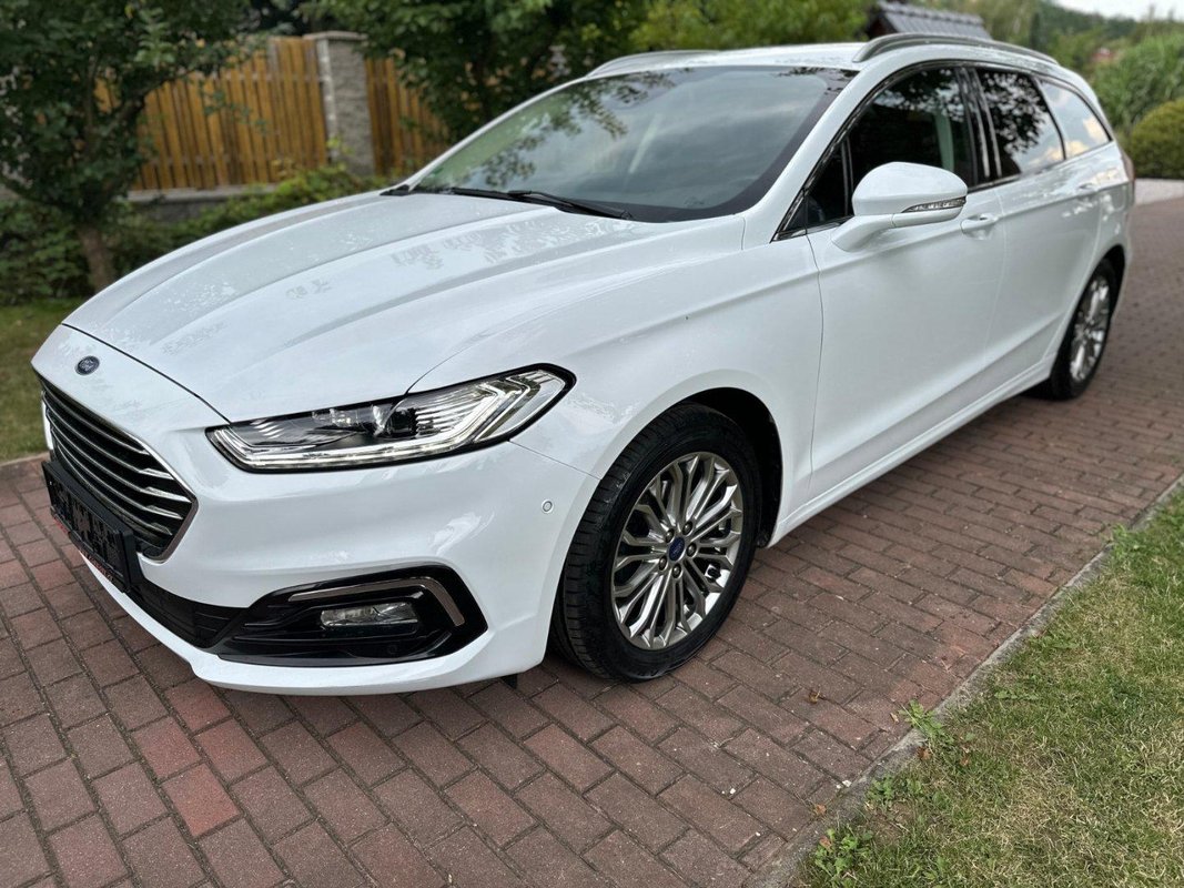 Ford Mondeo foto 23
