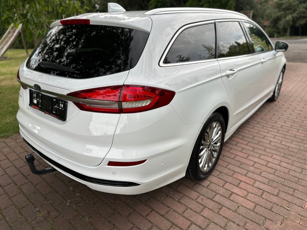 Ford Mondeo foto 31
