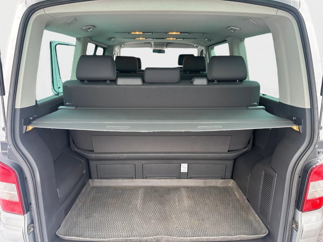 Volkswagen Multivan foto 2