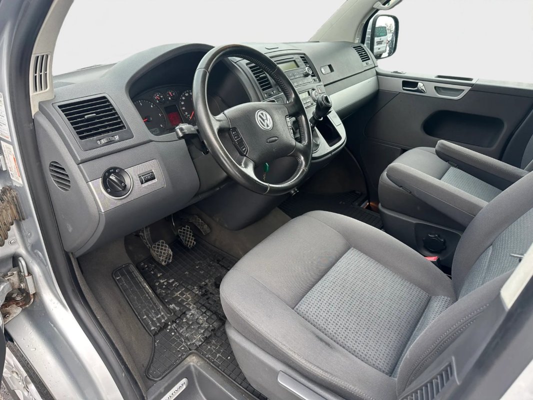 Volkswagen Multivan foto 27