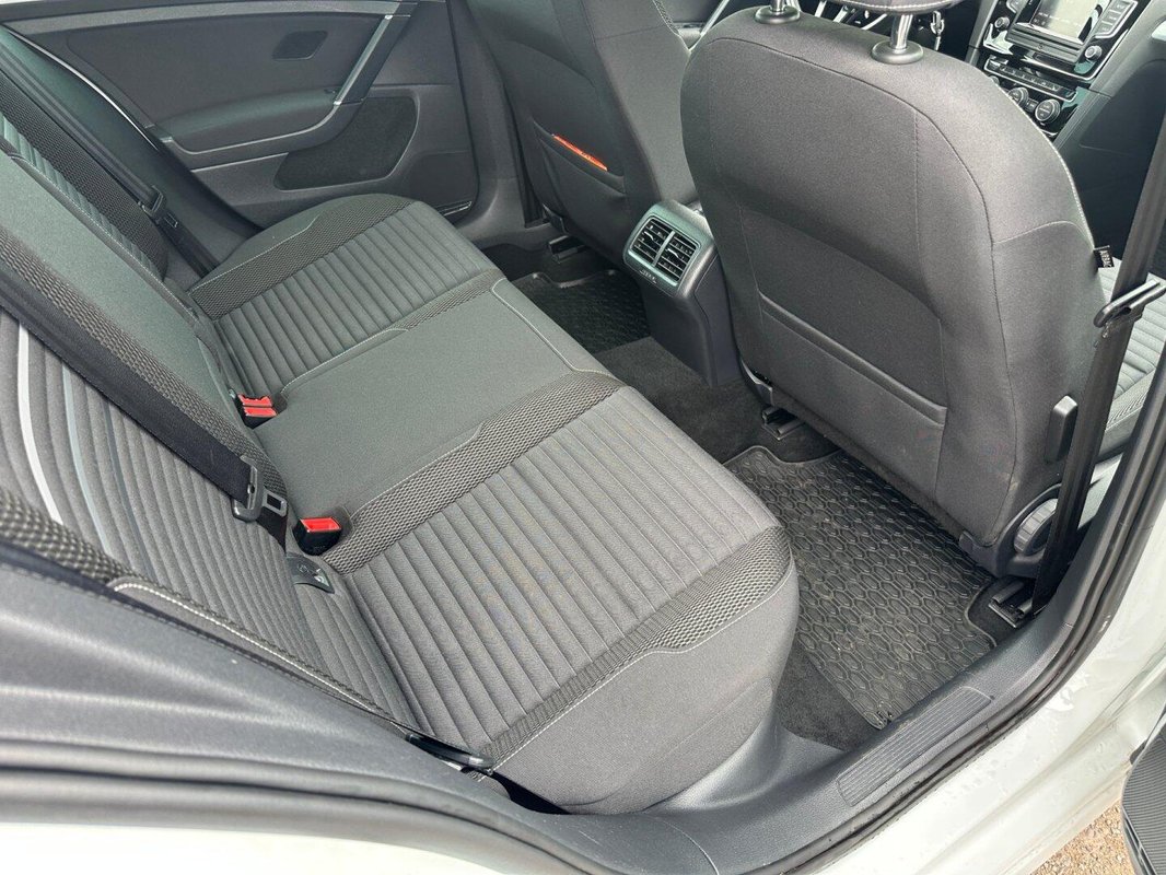 Volkswagen Golf foto 7