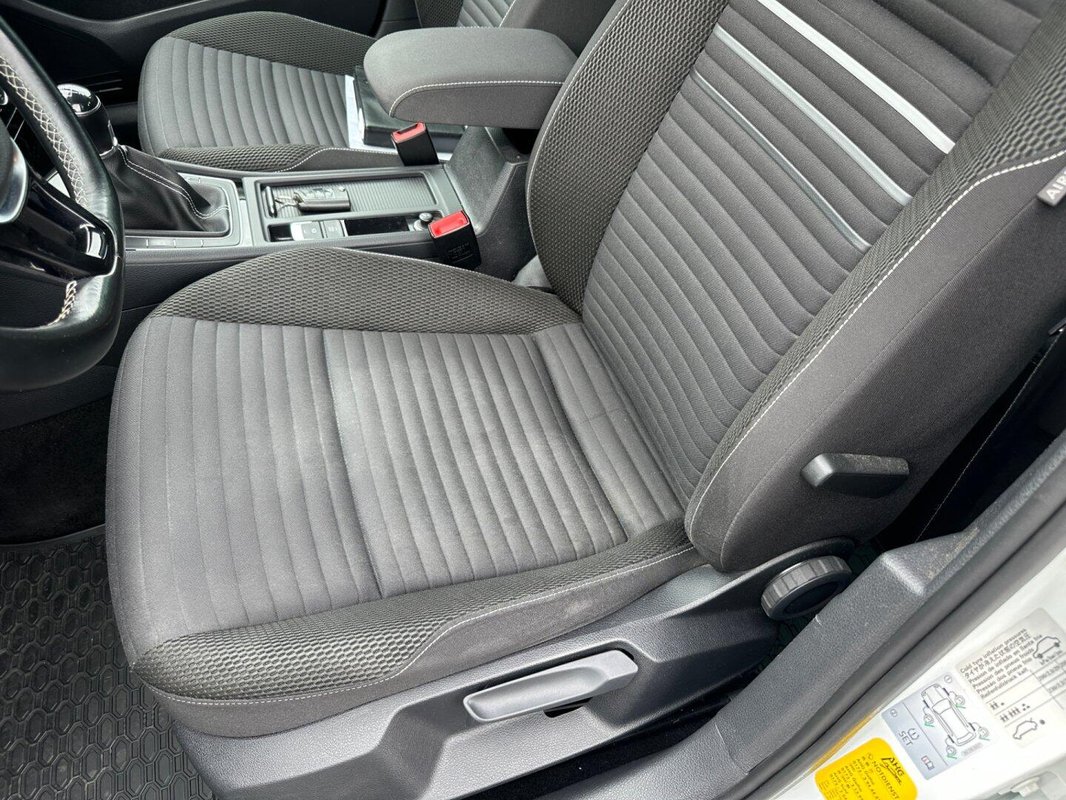 Volkswagen Golf foto 9