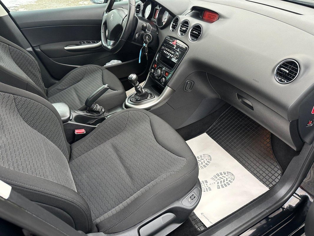 Peugeot 308 foto 6