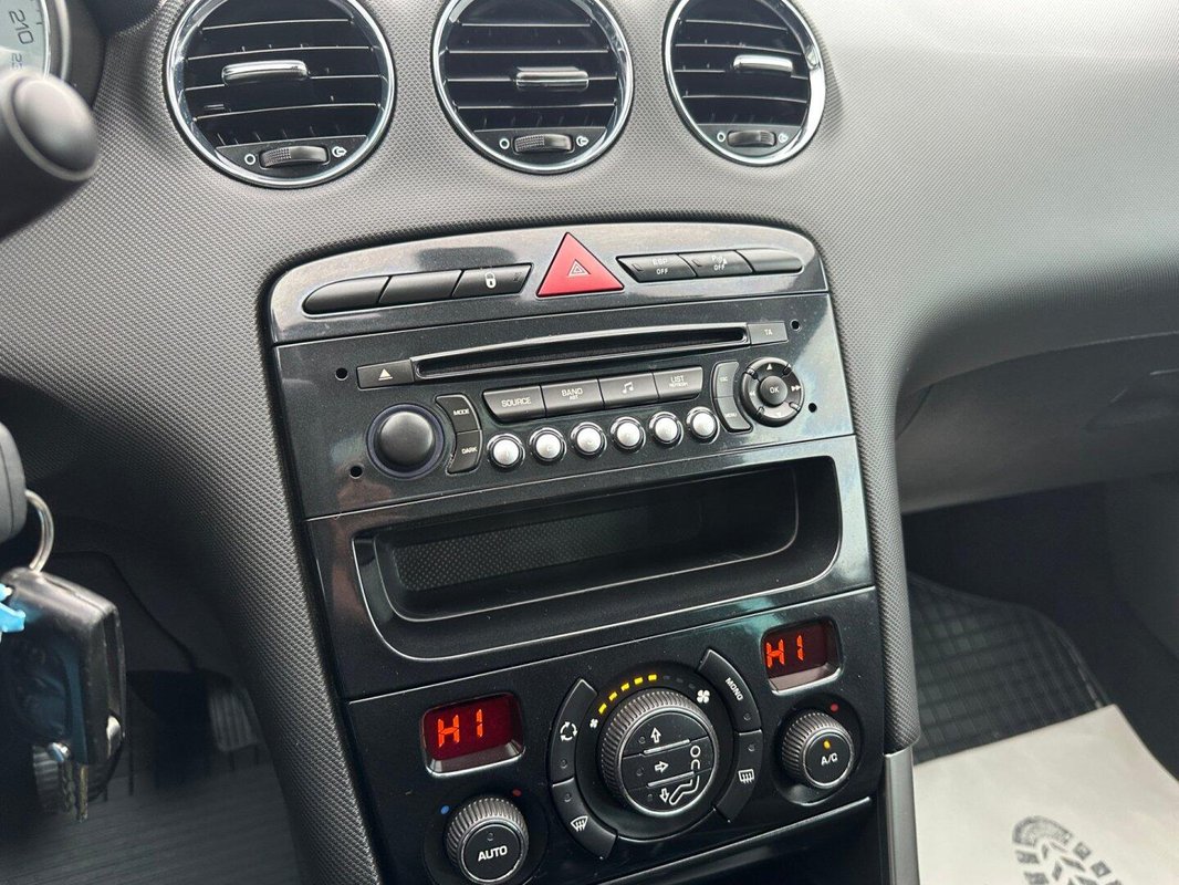 Peugeot 308 foto 10