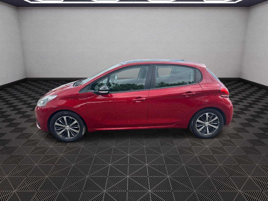 Peugeot 208 foto 18