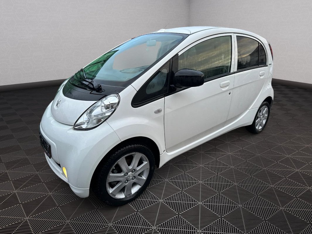 Peugeot iOn foto 15