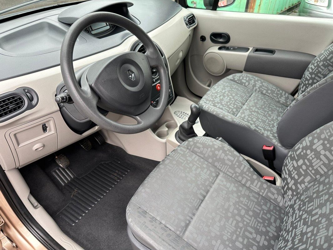 Renault Modus foto 22