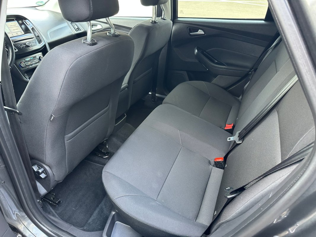 Ford Focus foto 2
