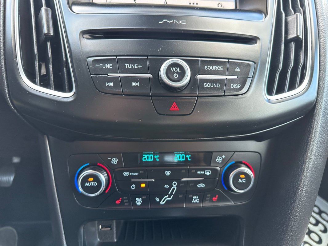 Ford Focus foto 10