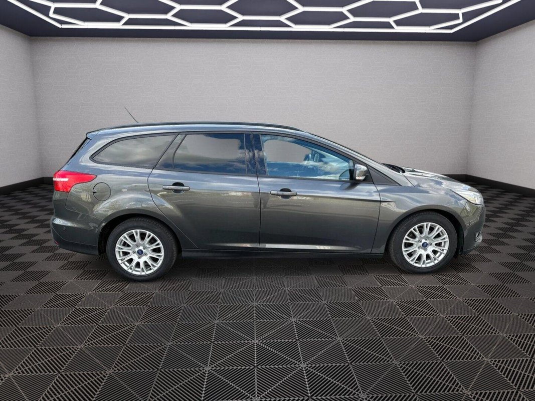 Ford Focus foto 24