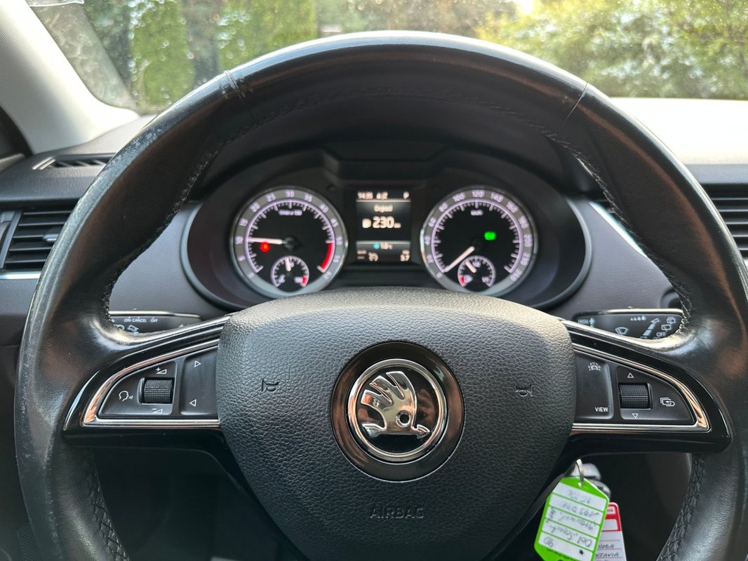 Škoda Octavia foto 11