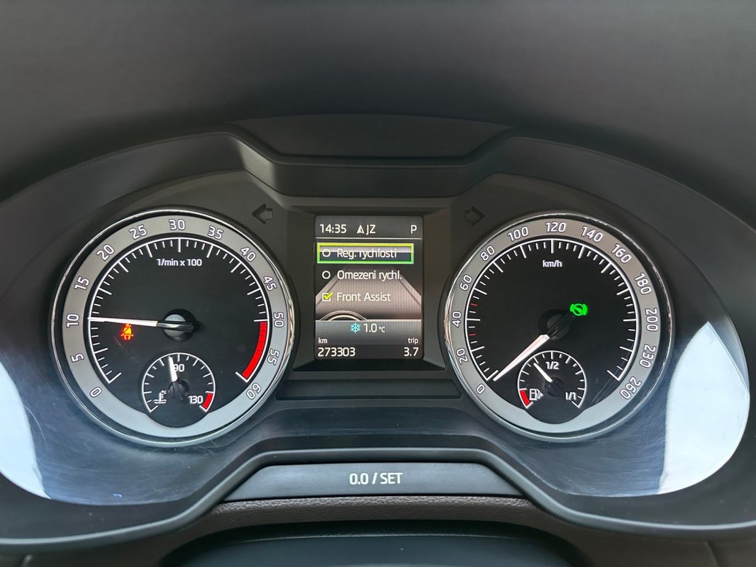 Škoda Octavia foto 15