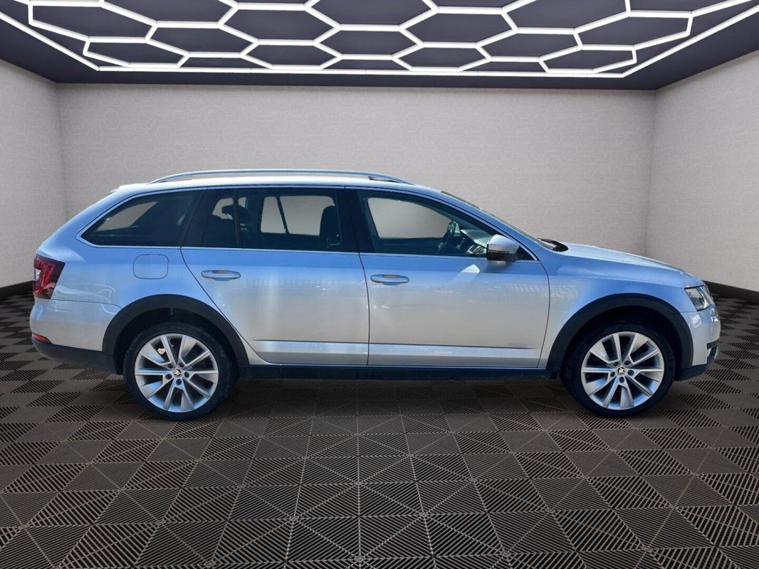 Škoda Octavia foto 32