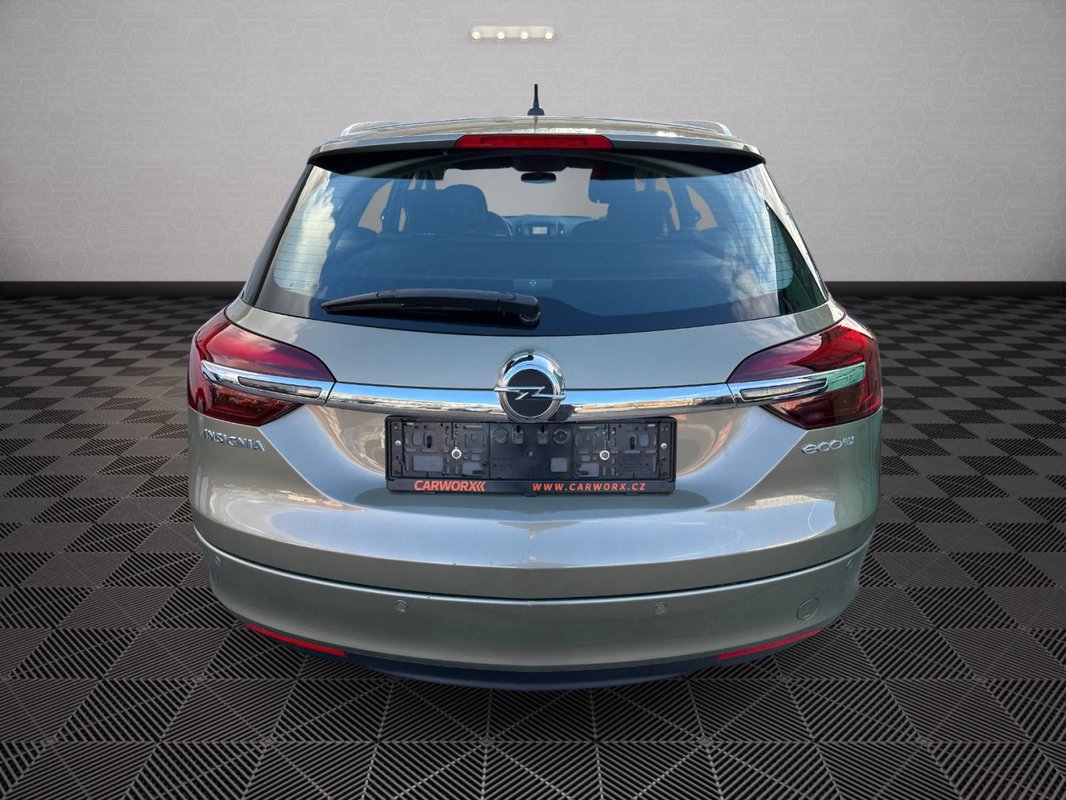 Opel Insignia foto 20