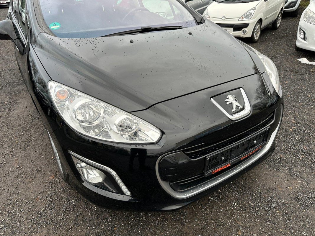 Peugeot 308 foto 2