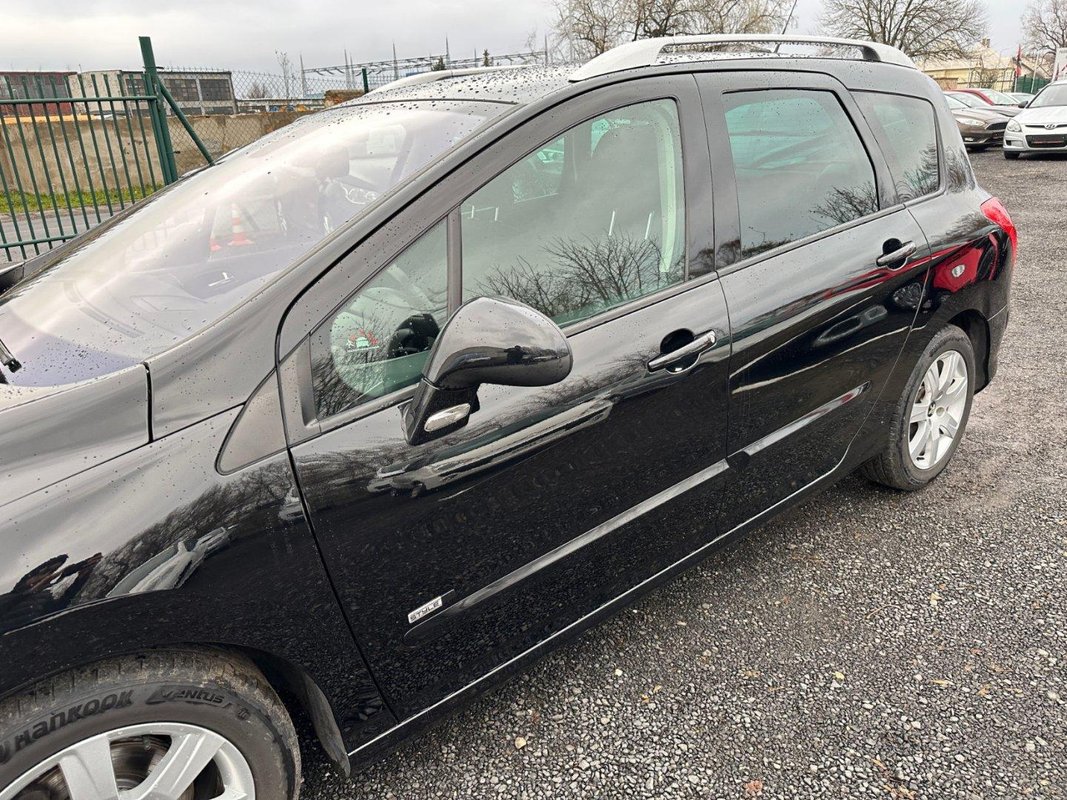 Peugeot 308 foto 3