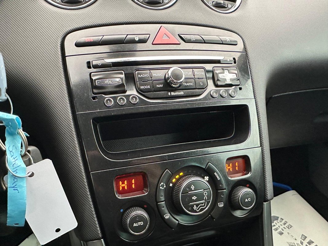 Peugeot 308 foto 17