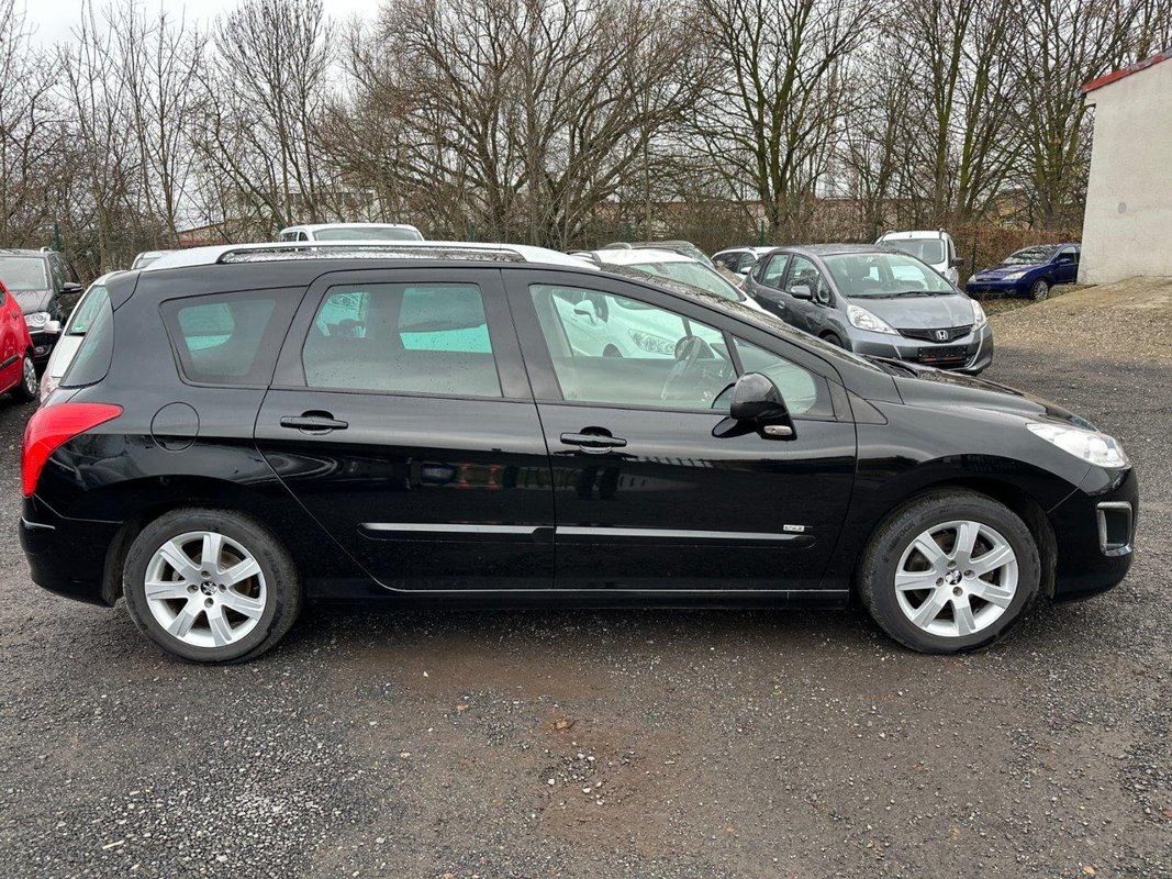 Peugeot 308 foto 28