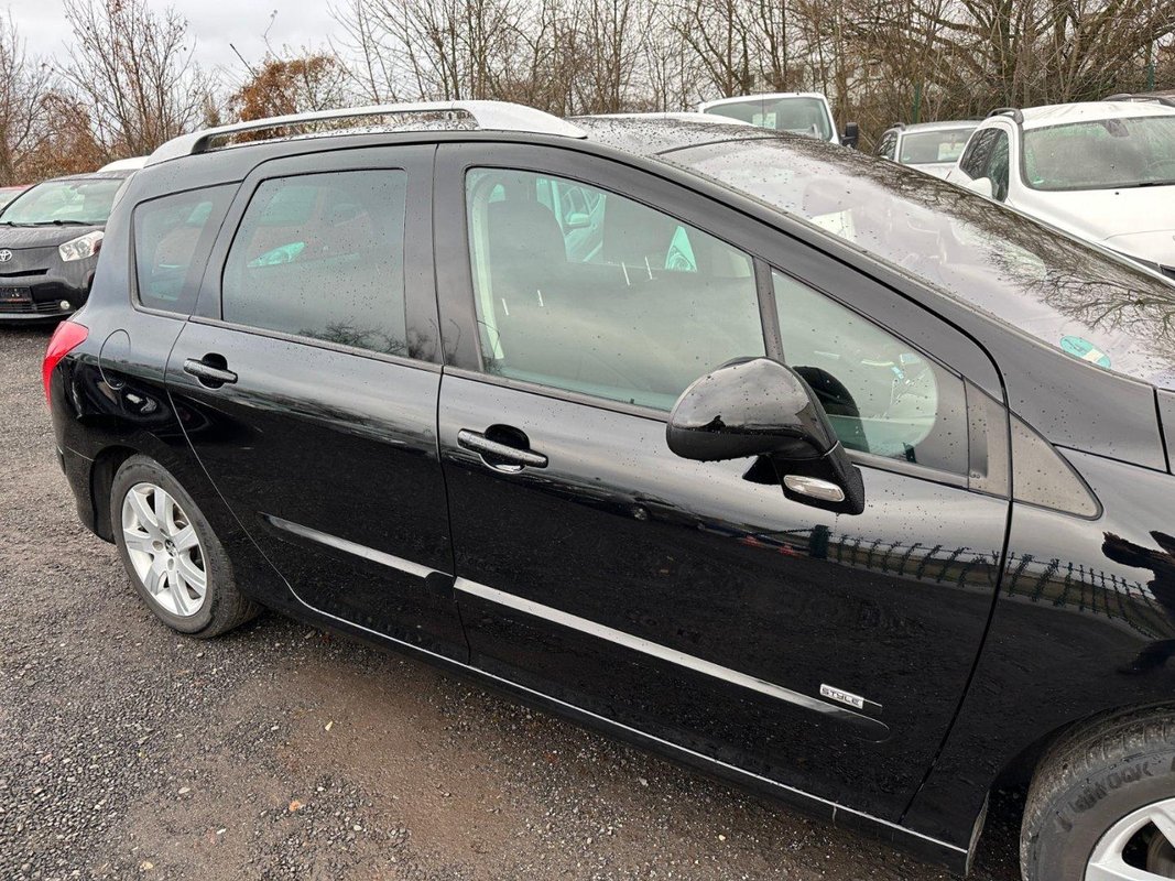 Peugeot 308 foto 29