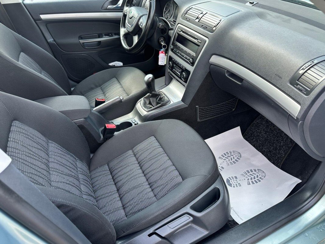 Škoda Octavia foto 6