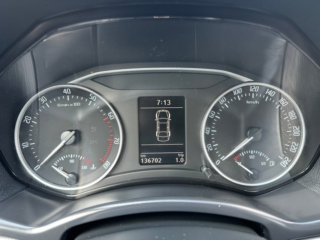 Škoda Octavia foto 9