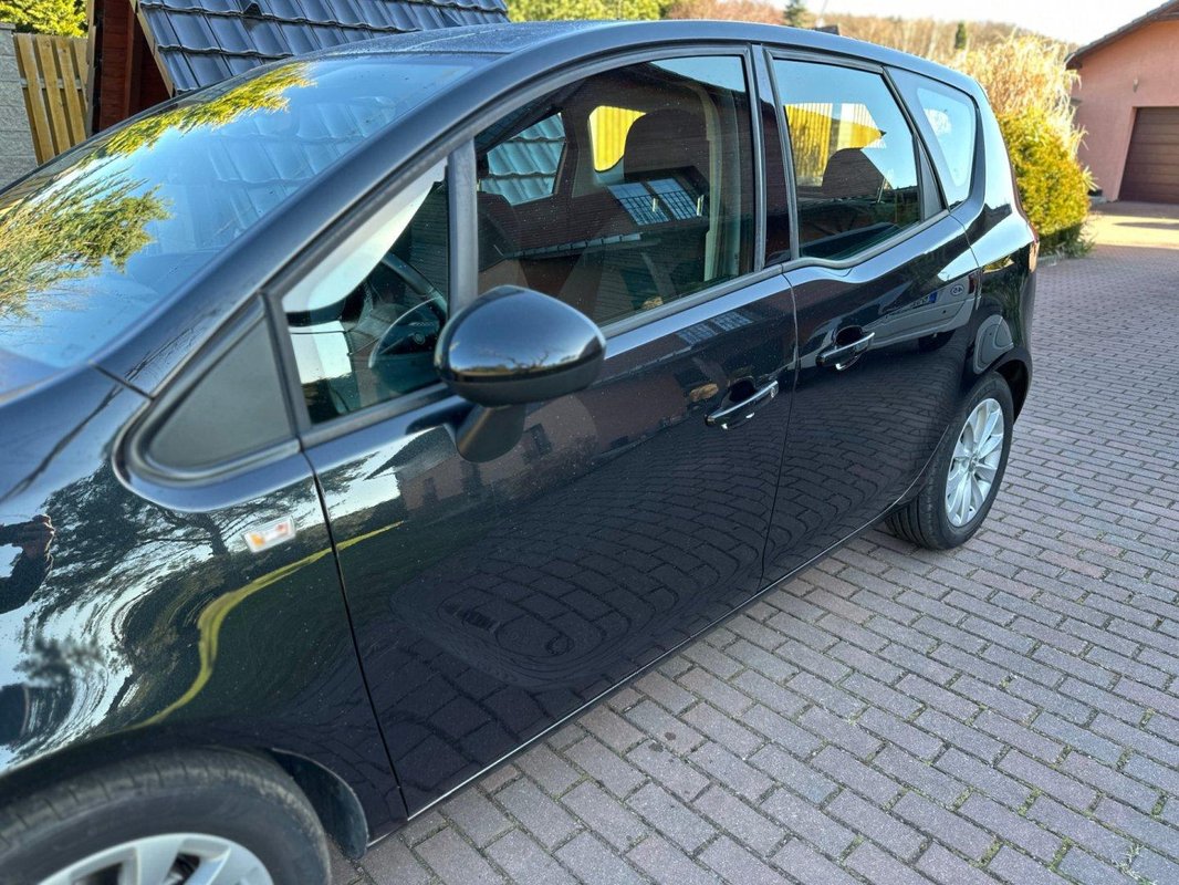 Opel Meriva foto 22