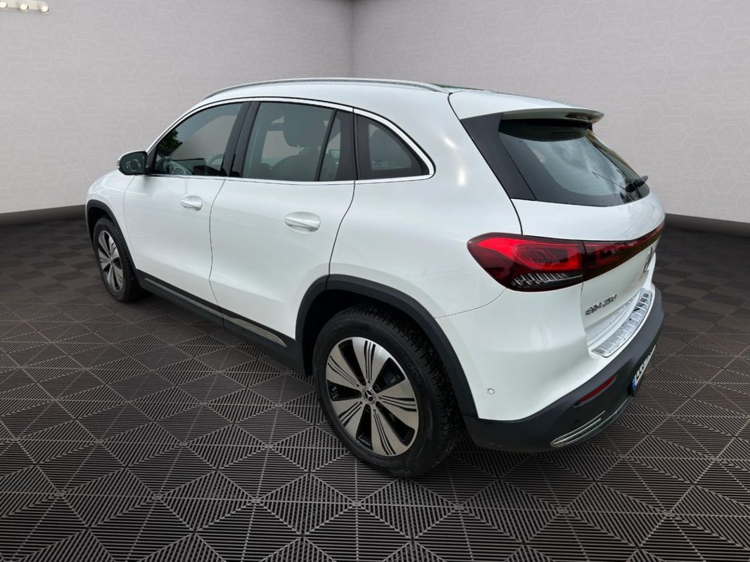 Mercedes-Benz EQA foto 25