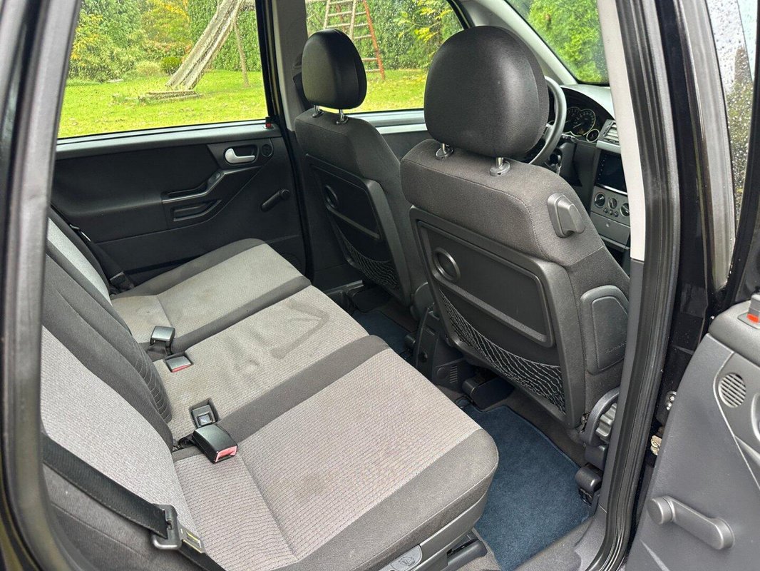 Opel Meriva foto 8