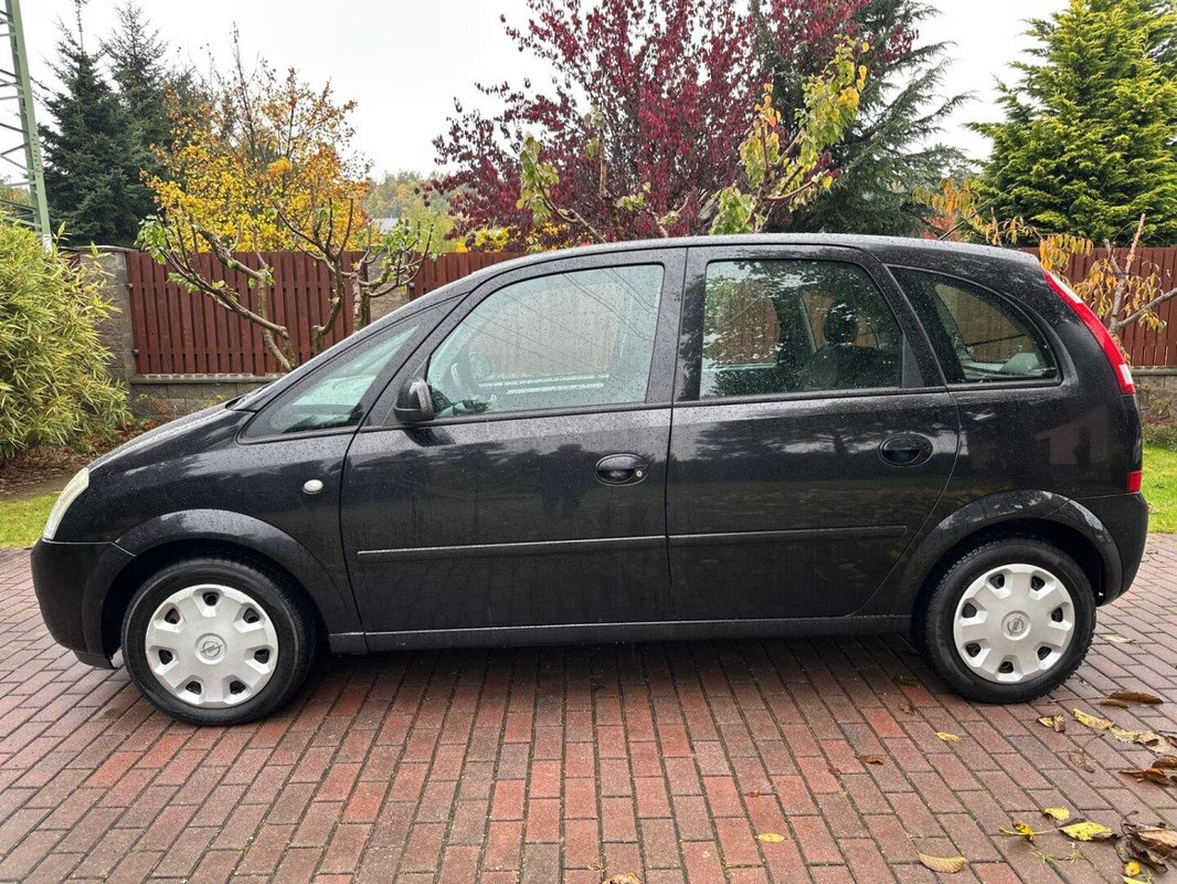 Opel Meriva foto 17