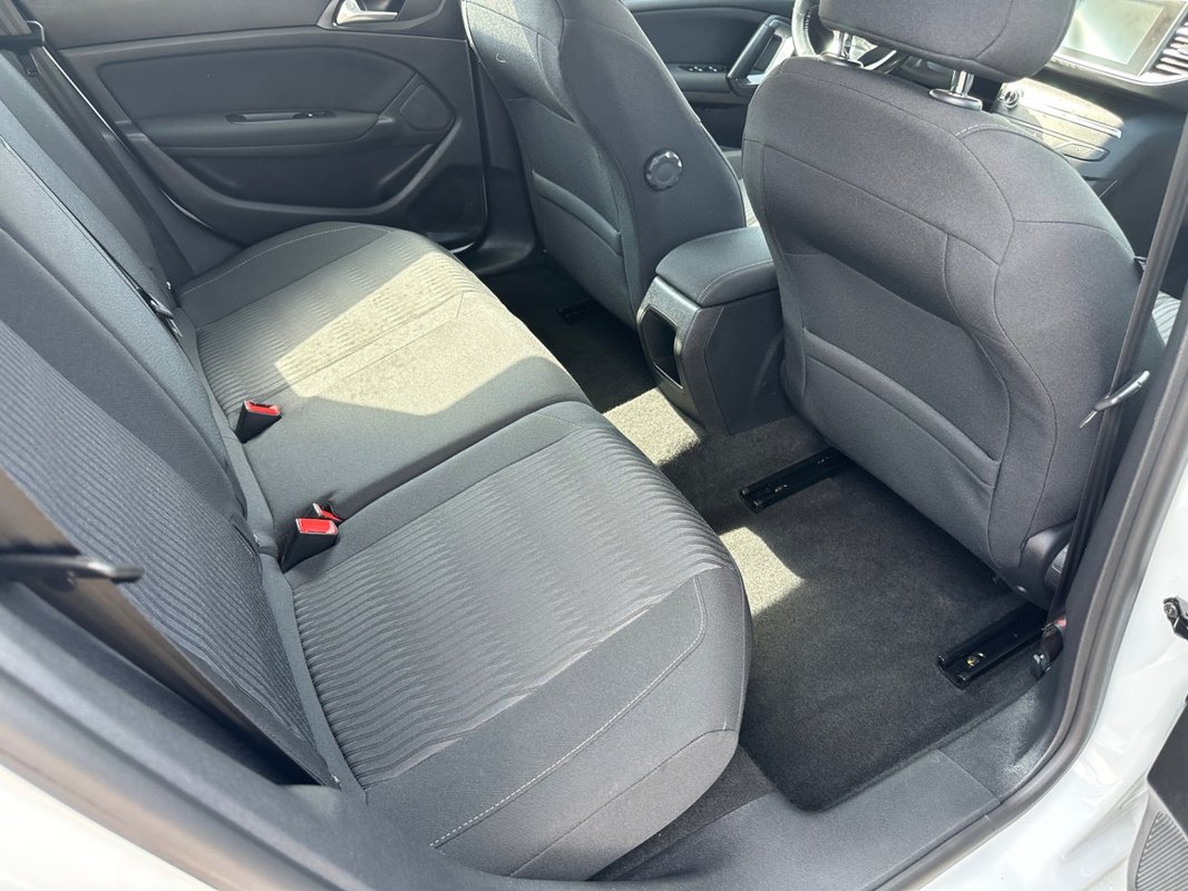 Peugeot 308 foto 4