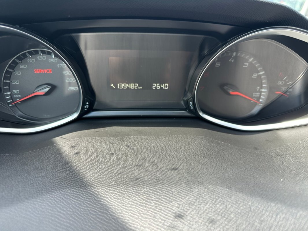 Peugeot 308 foto 7