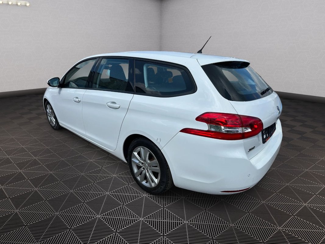 Peugeot 308 foto 17