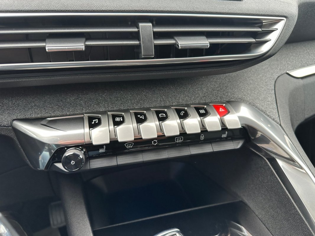 Peugeot 3008 foto 11