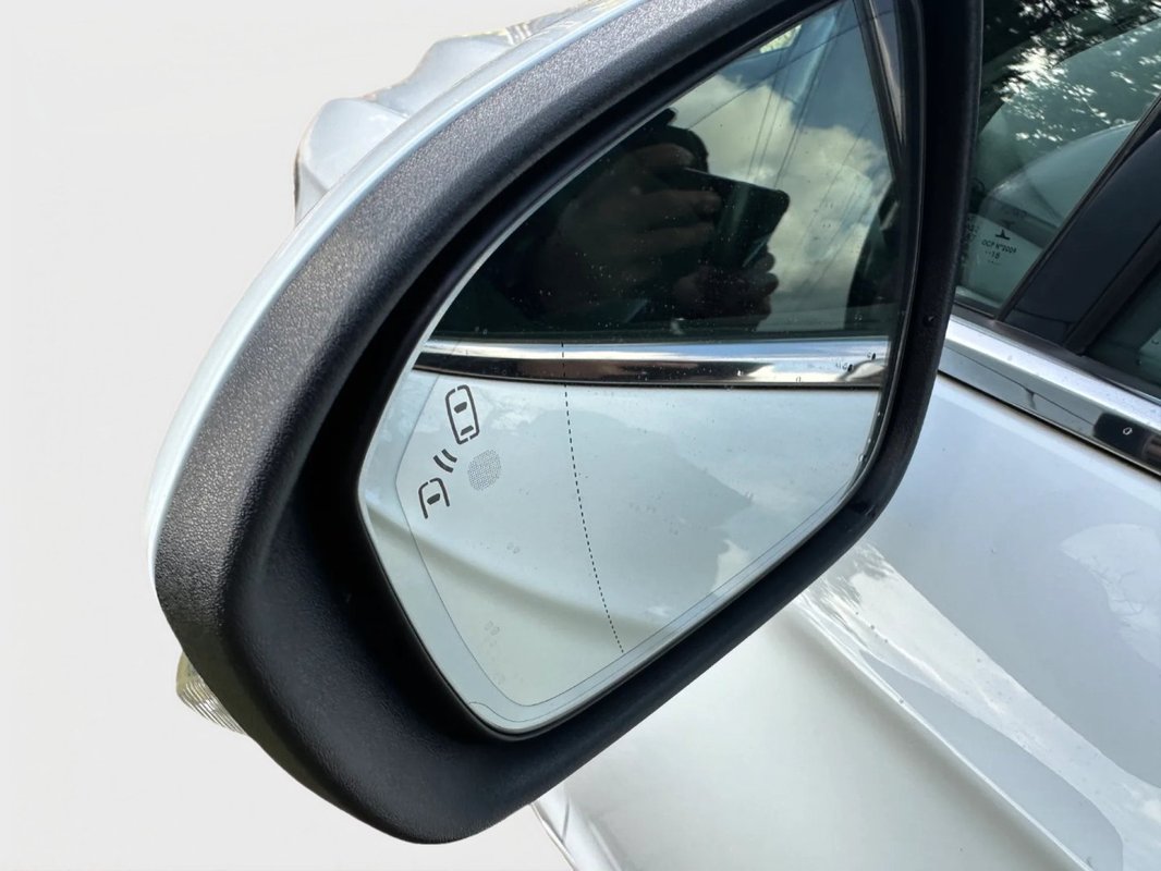 Ford Mondeo foto 13