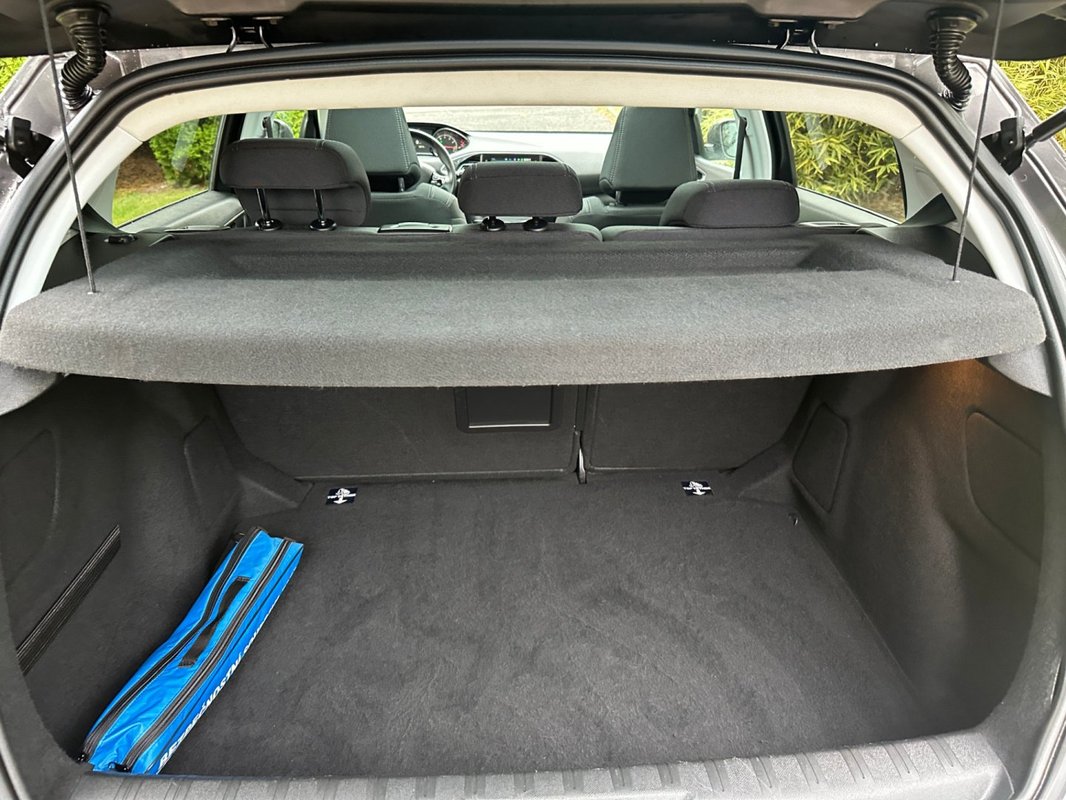 Peugeot 308 foto 6
