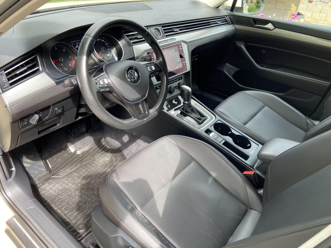 Volkswagen Passat foto 10