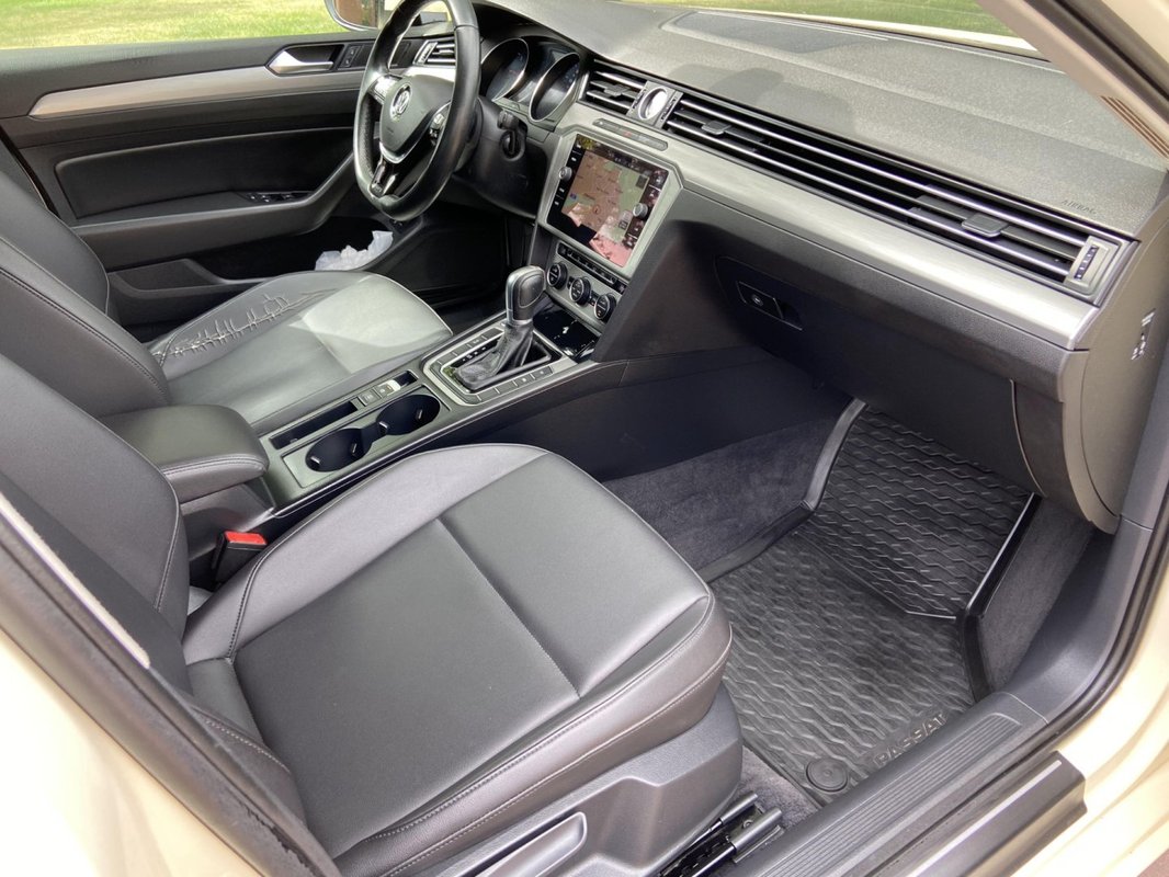 Volkswagen Passat foto 15