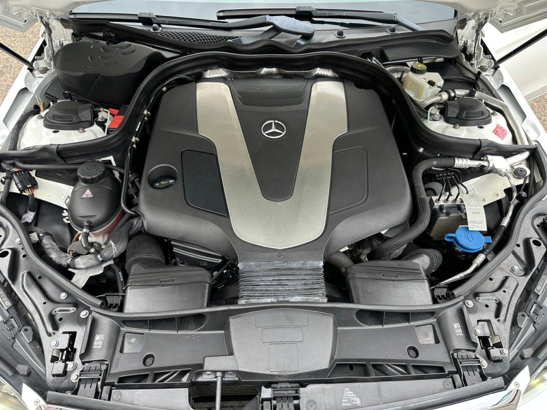 Mercedes-Benz Třídy E foto 13