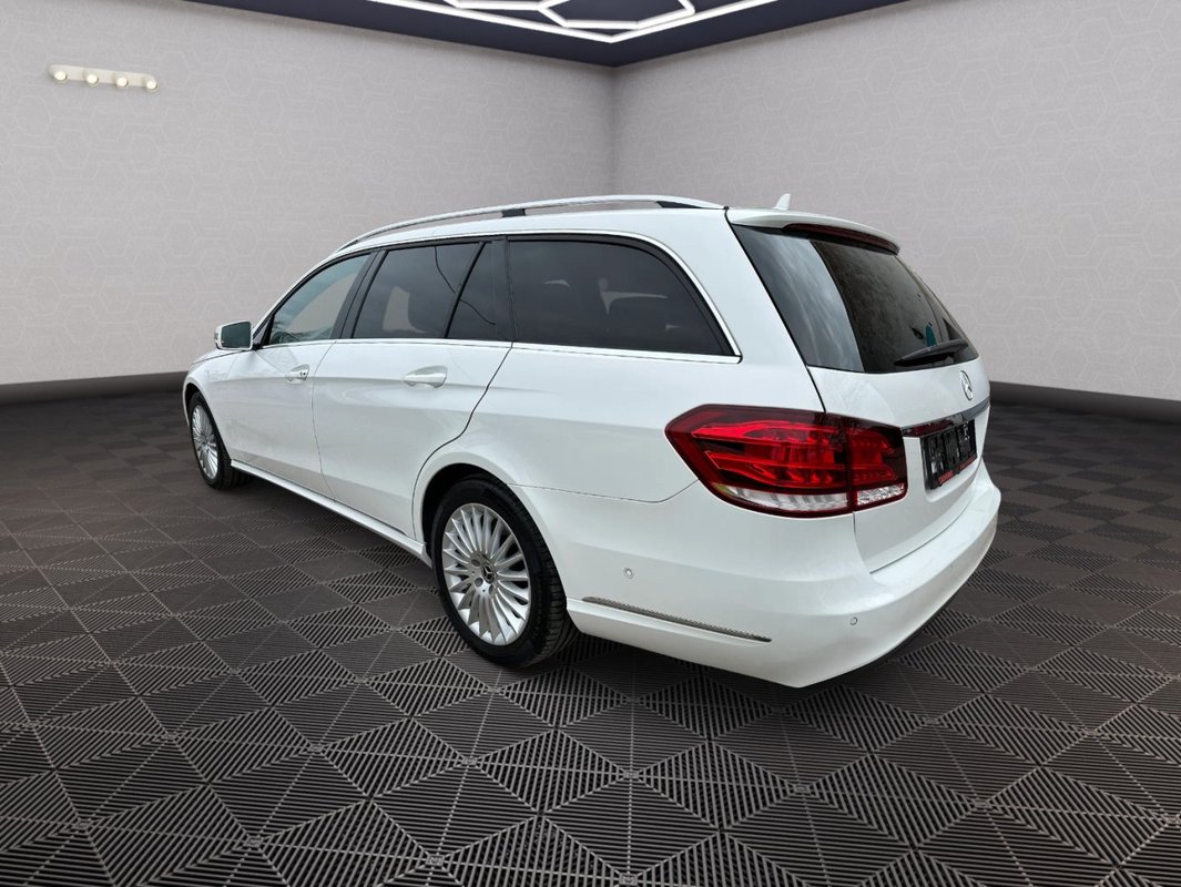 Mercedes-Benz Třídy E foto 36