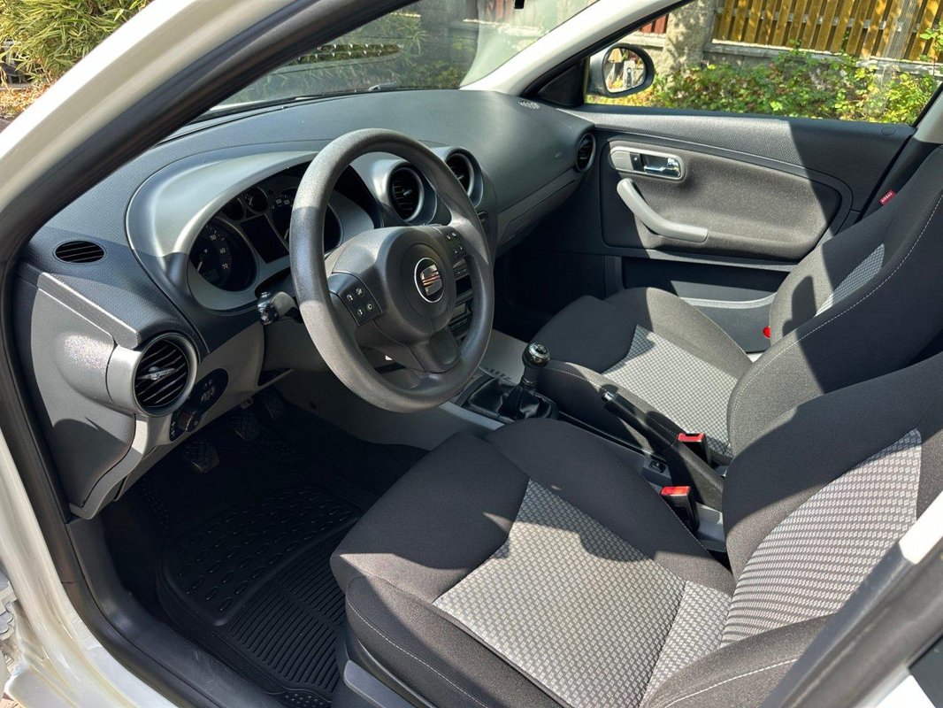 Seat Ibiza foto 3